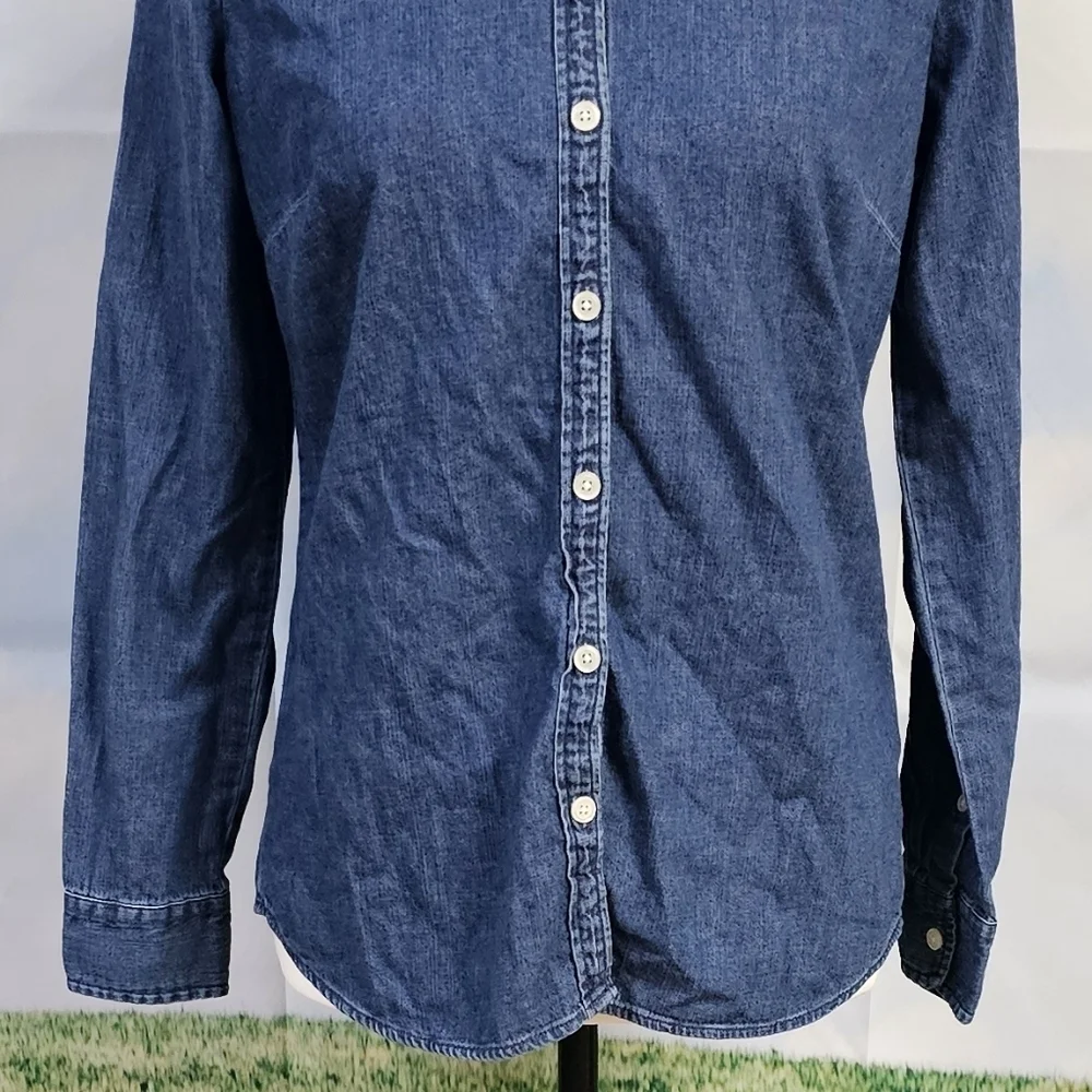 J. CREW | 100% COTTON DENIM RUFFLE NECK BUTTON DOWN BOYFRIEND SHIRT